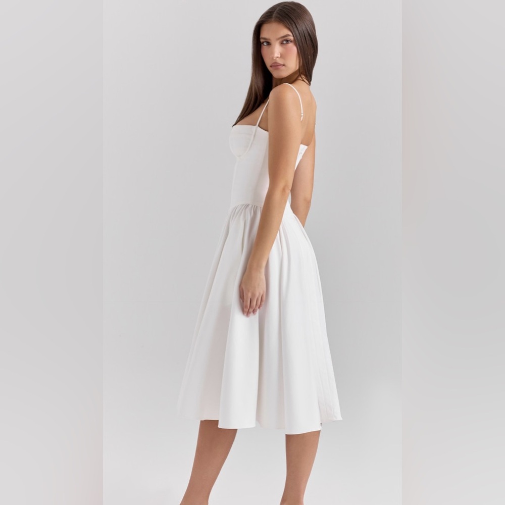 SOLD House of CB Samaria Midi Dress BNIB and all tags attached
White (MED) - Picture 6 of 8